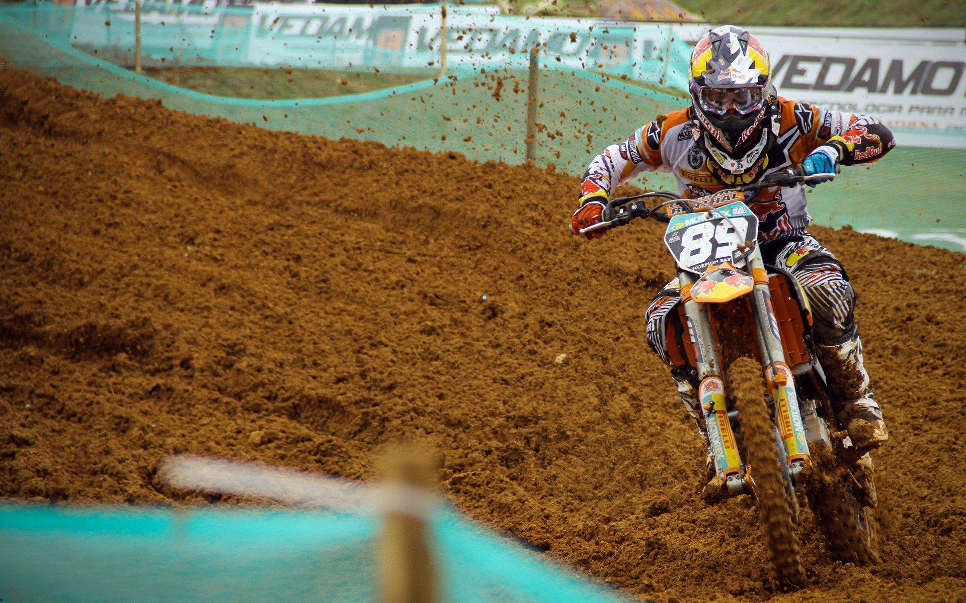 勇士告捷火箭湖人吞败果，NBA积分榜新一轮洗牌